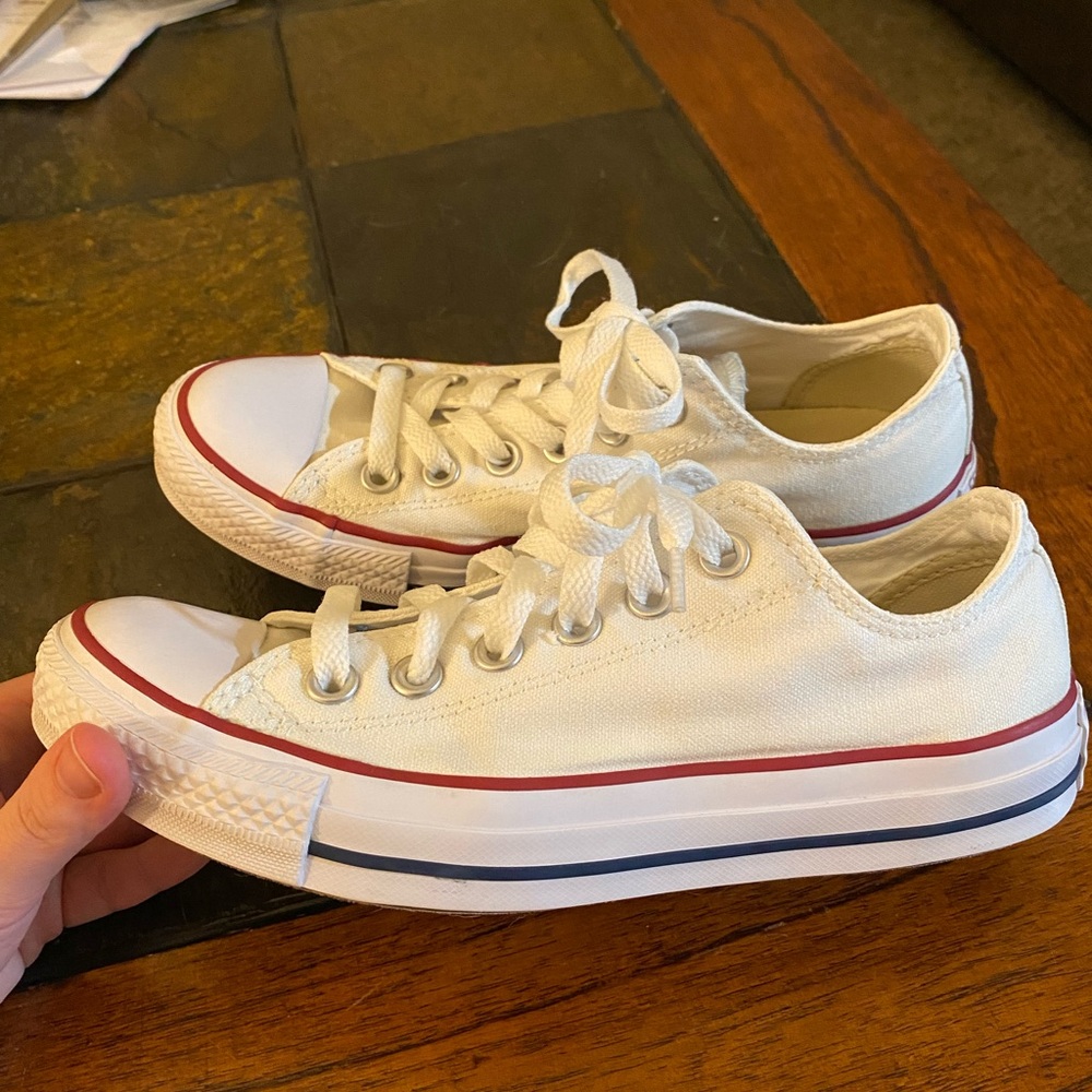 Converse Chuck Taylor All Star Low Top White Sneakers size 7 - Picture 2 of 11